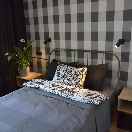 N17 Apartament Appartamento Cracovia Esterno foto